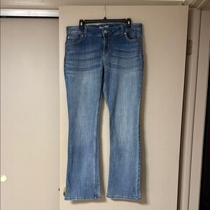 Wrangler Women's Boot Cut Jeans in Light Blue